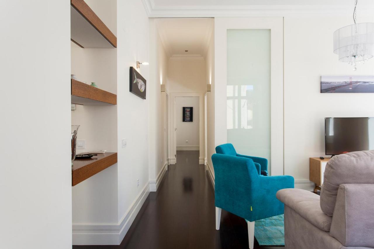 Flh Downtown Cosmopolitan Apartment Lisbon Bagian luar foto